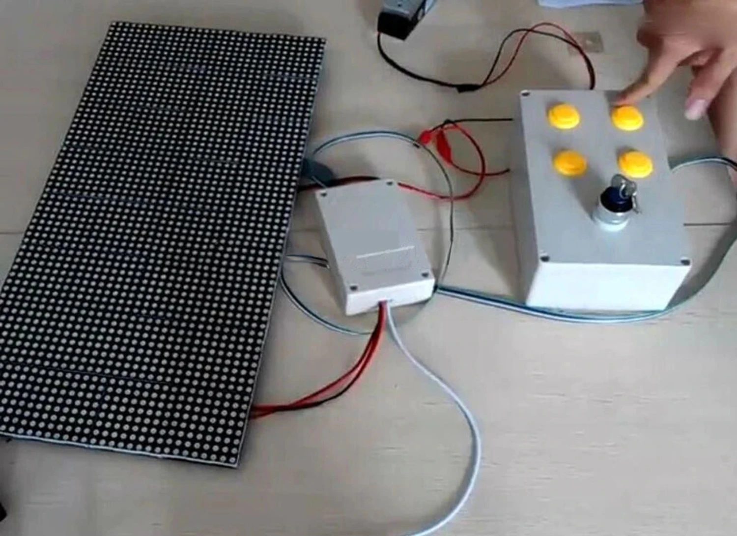 4-Button LED Password Countdown Timer (w/ Keys) - Escape Room Prop - Image 2