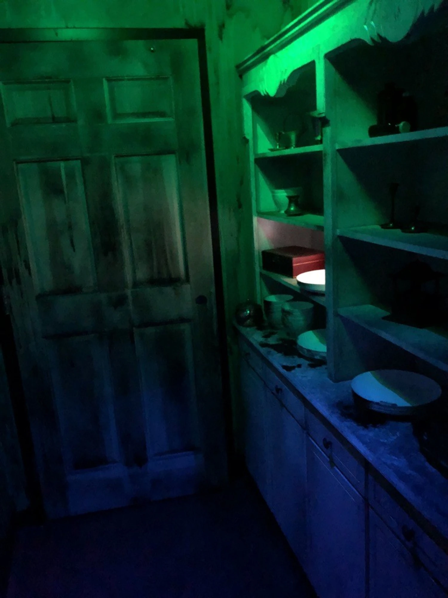 Floor 23- Turn-Key Full Escape Room - Image 6