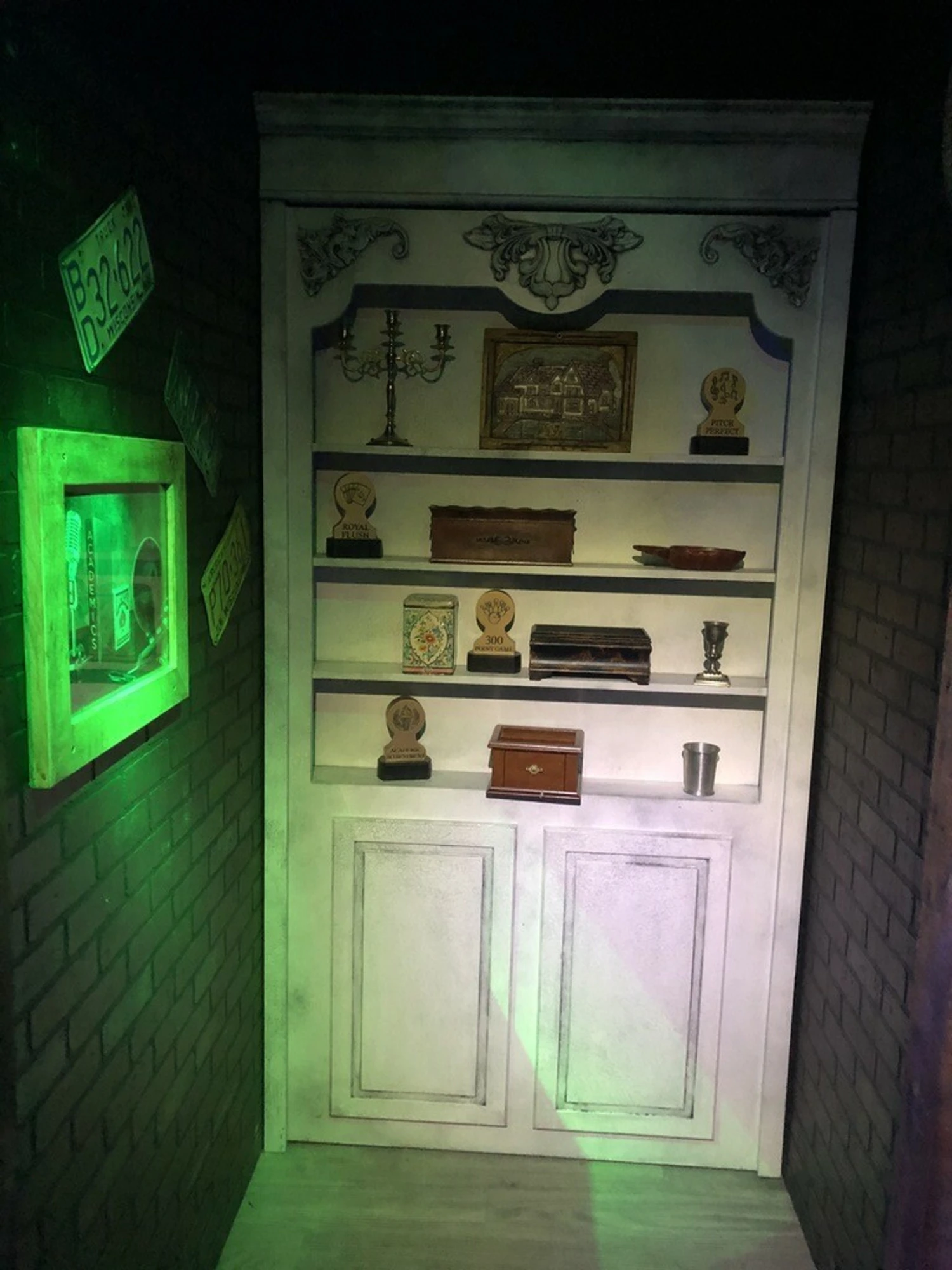 Haunted Mansion DIY Escape Room Kit - Image 17
